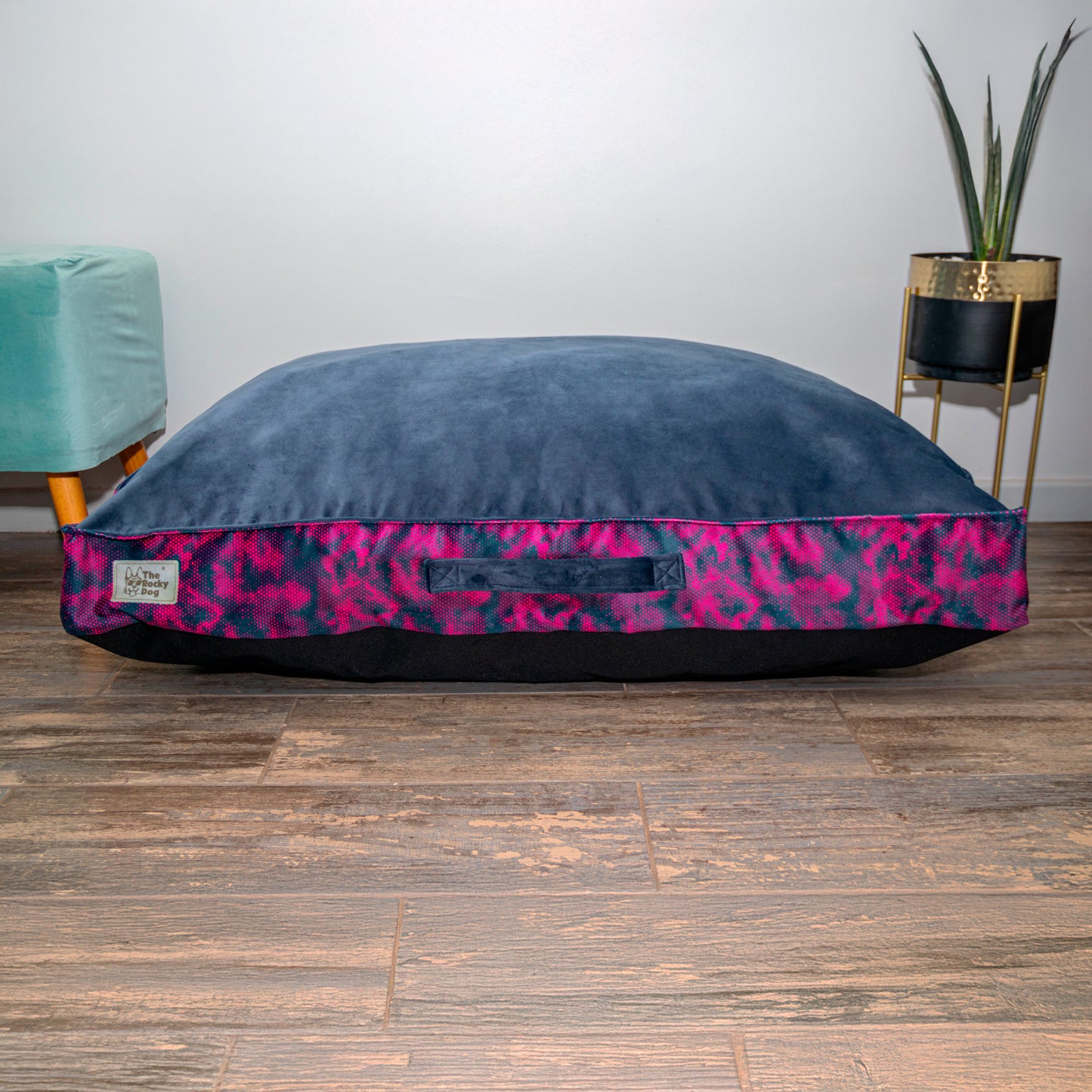 Cama Fucsia Militar